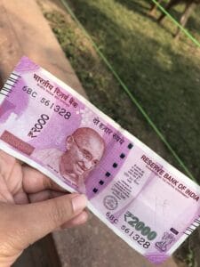 Billete de dos mil rupias
