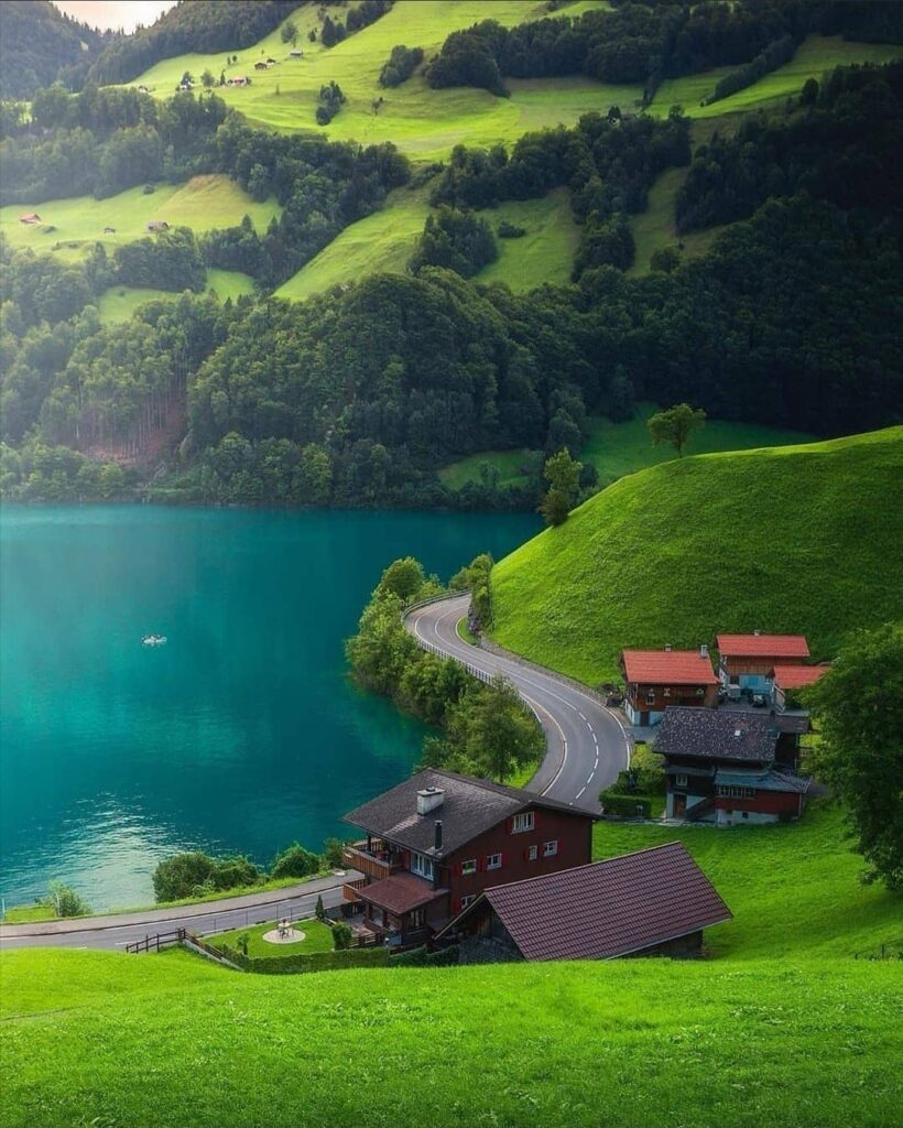 Lungernsee. Turismo de agua. 