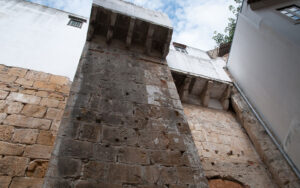 Vista de la Cerca Moura Puerta de San Pedro el Alfama el corazón de Lisboa