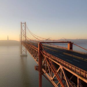 Puente 25 de Abril