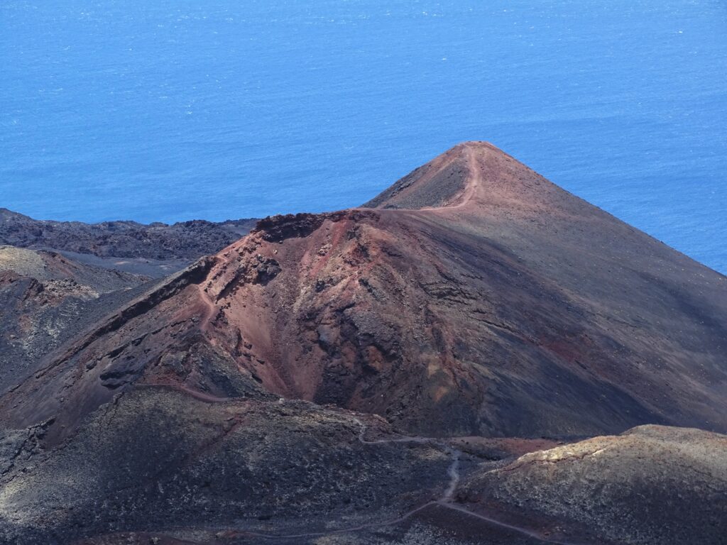 En La Palma podrás ver las lavas que cayeron sobre el Volcán de San Antonio