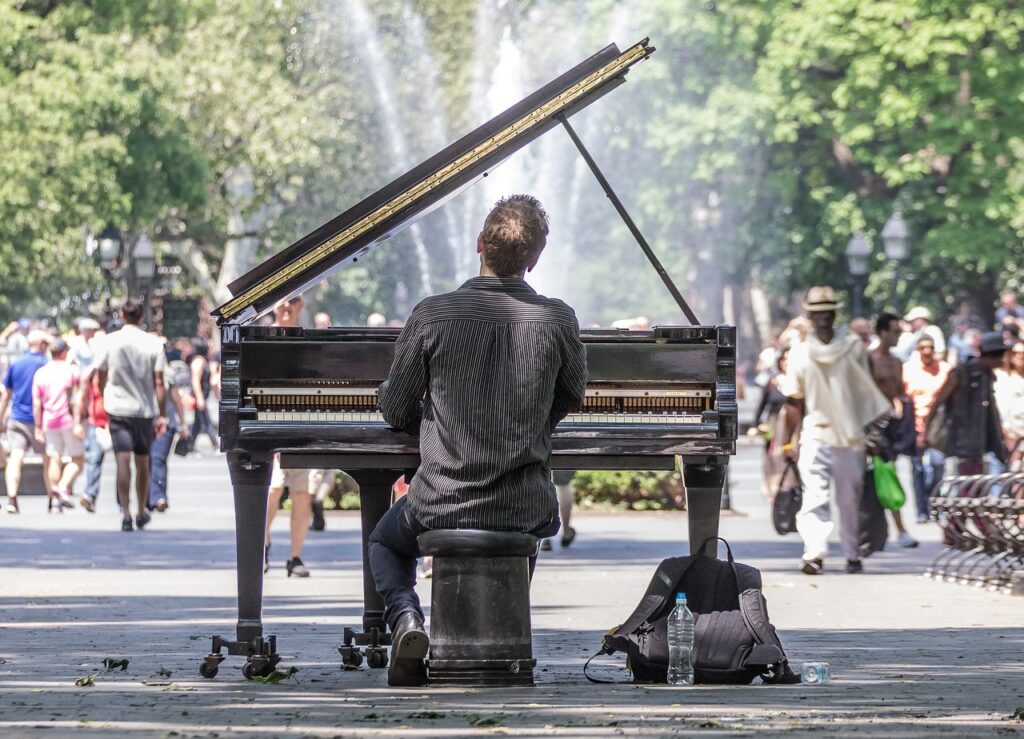 Pianista en el Central Park, Nueva York